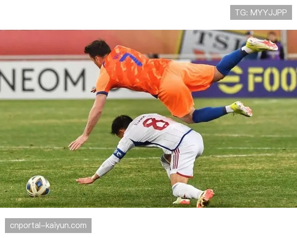 山东泰山主场球门正前区射门占比52.3%,边路传中制造远射机会